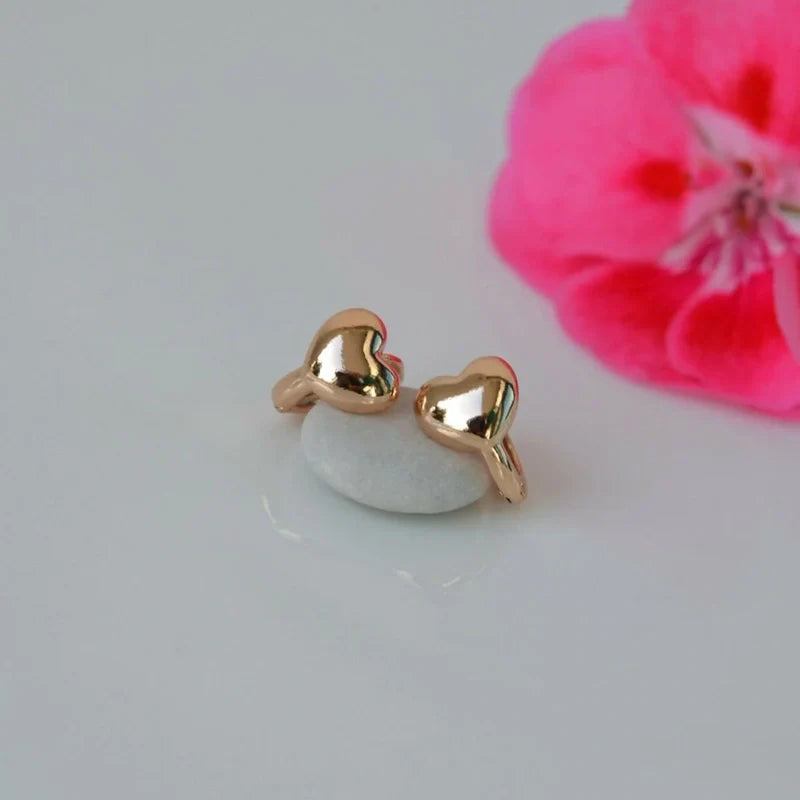 Heart Earrings Curved   Earrings in Ring Gold and Silver Earrings