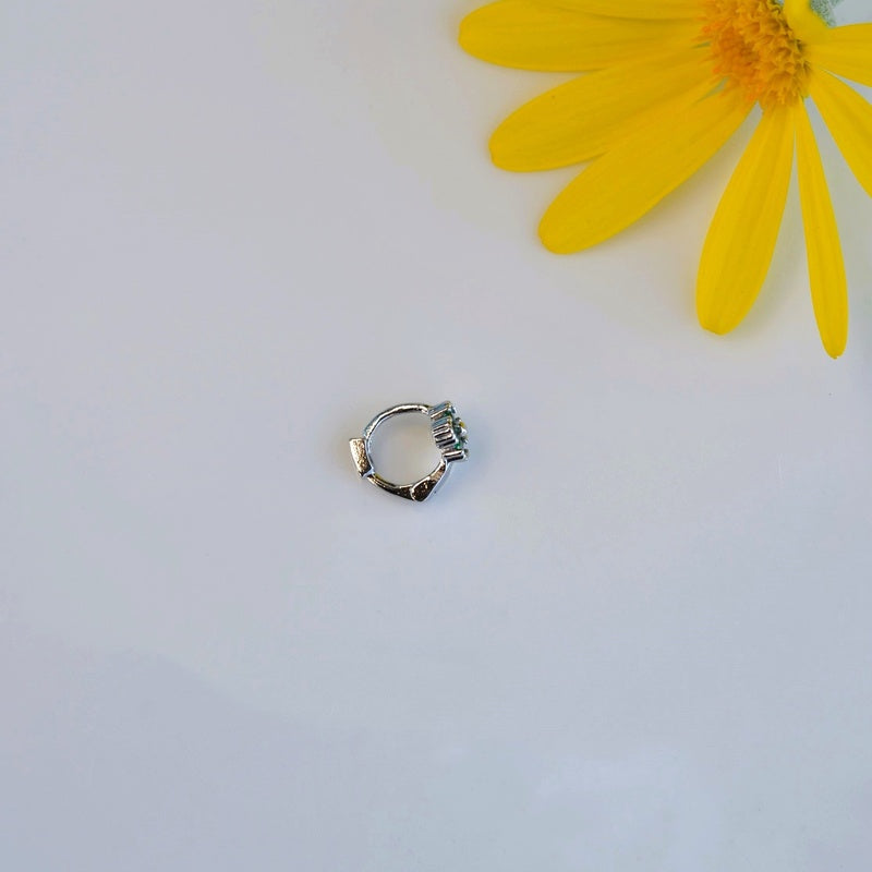 #flower colour_emerald green