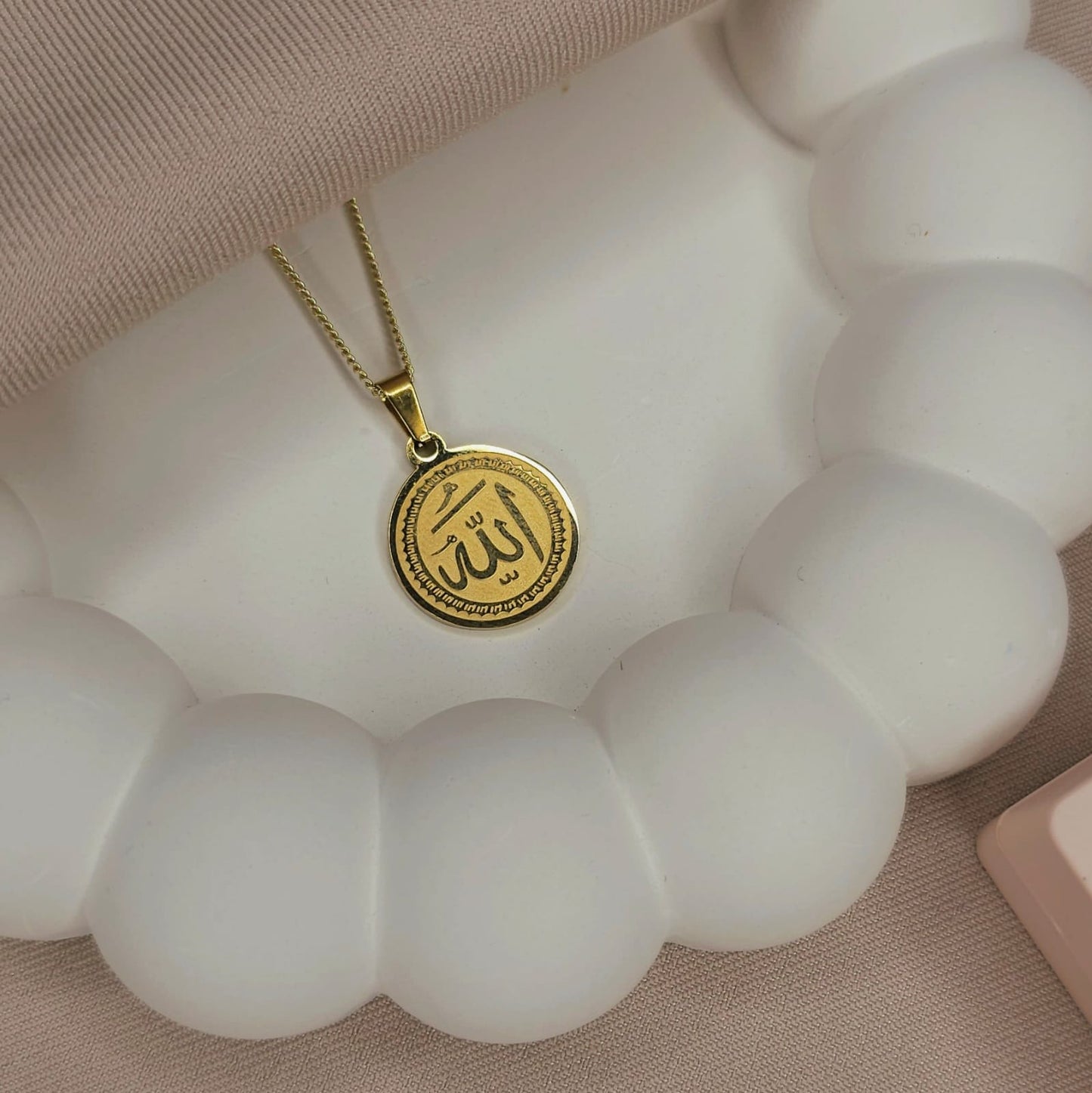 Allah Written Necklace Women's Gold Colour Circle