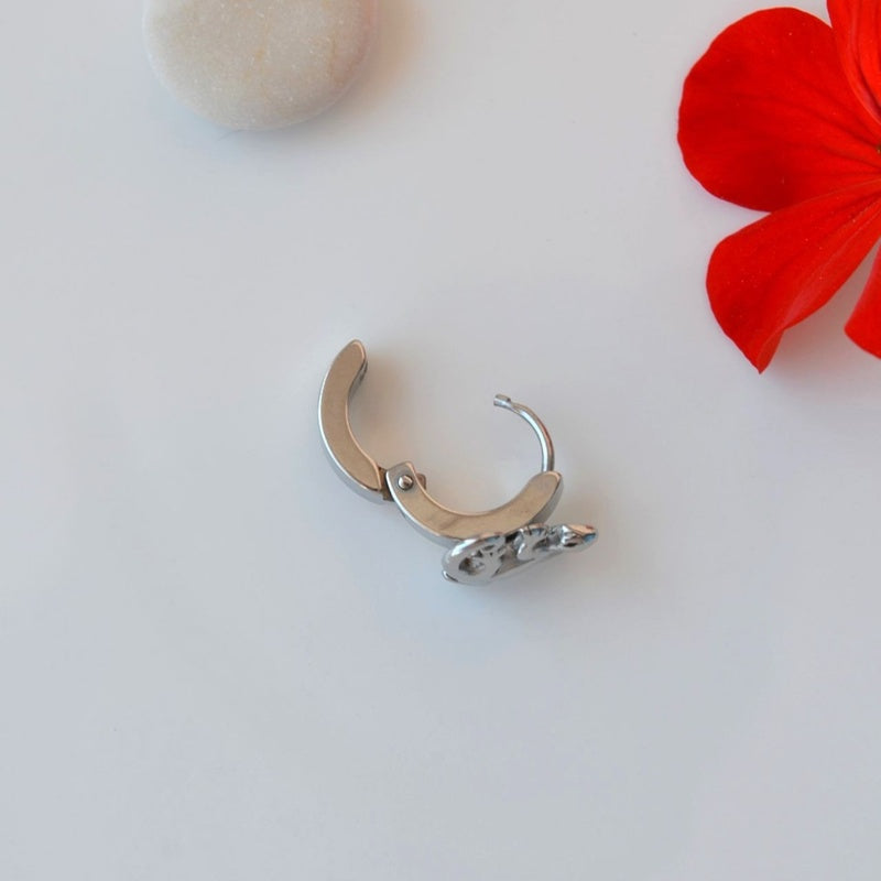 Lizard Figure Hoop Dangle Mens Earring Mens Earrings Huggie Antique Thumb Vintage Silver