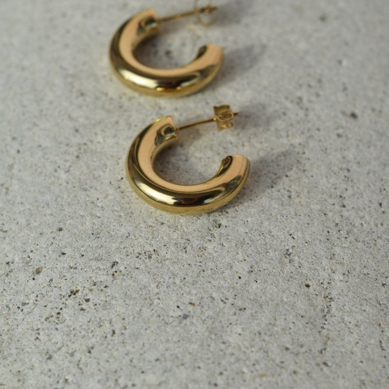 Curved Steel Huggie Hoop Earrings Gold Medium Hoop Earrings Rose Gold Hoops Earring set Rose Gold Earrings